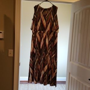 Roamans vneck cold shoulder dress